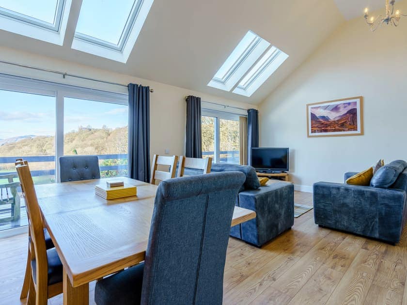 Open plan living space | Invernahyle Cottage, Duror
