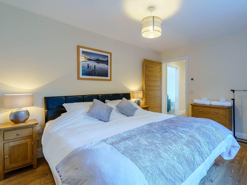 Double bedroom | Invernahyle Cottage, Duror