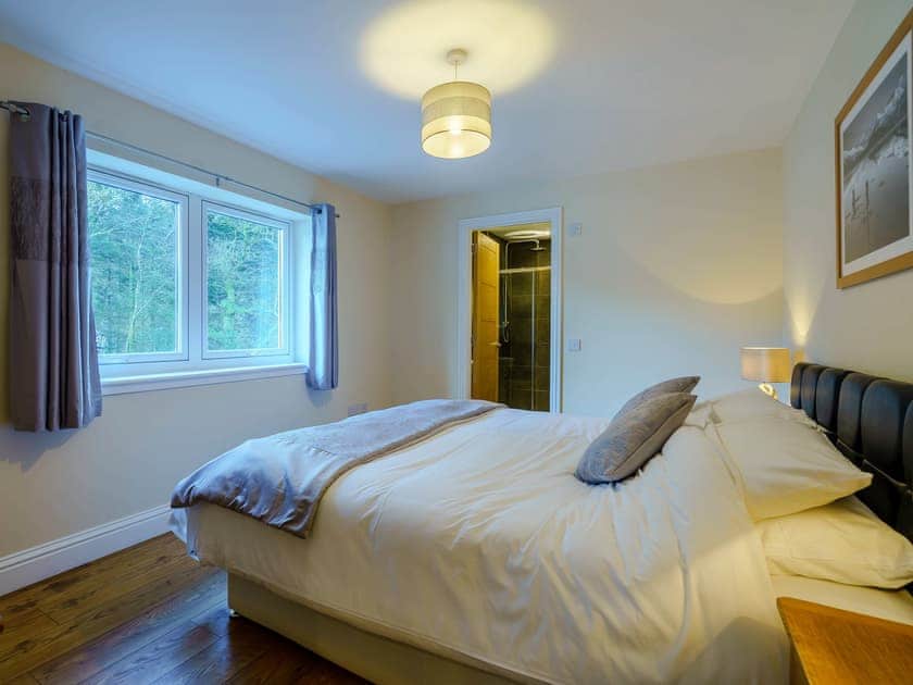 Double bedroom | Invernahyle Cottage, Duror