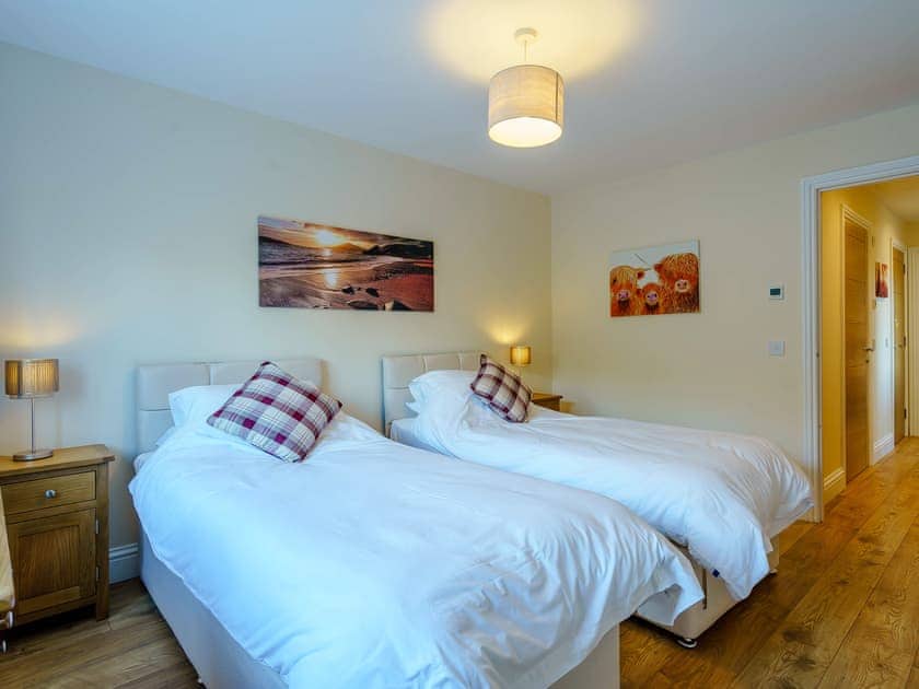 Twin bedroom | Invernahyle Cottage, Duror