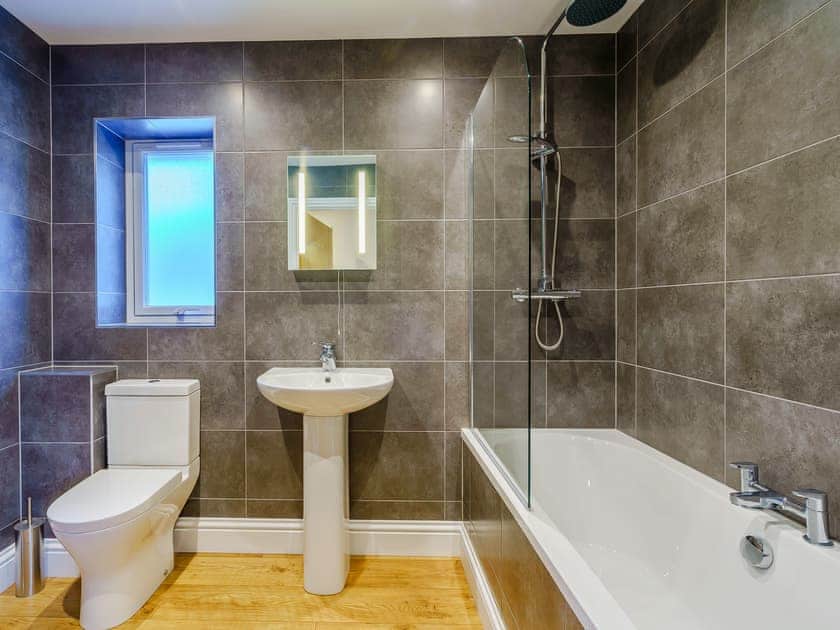Bathroom | Invernahyle Cottage, Duror
