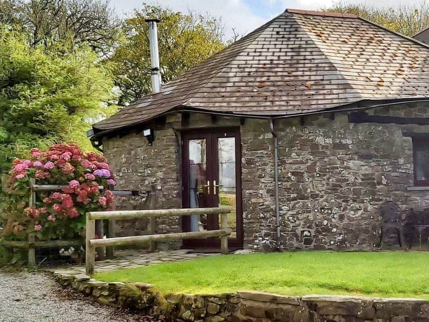 Exterior | Oak Cottage, Woolsery, near Bideford
