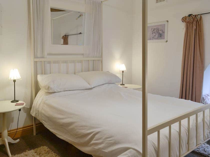 Four Poster bedroom | 5 Church Square, Rigg, near Gretna Green