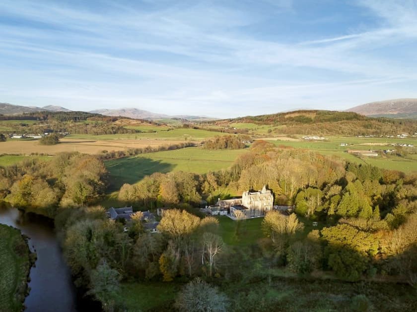 Setting | East Lodge - Machermore Castle, Newton Stewart