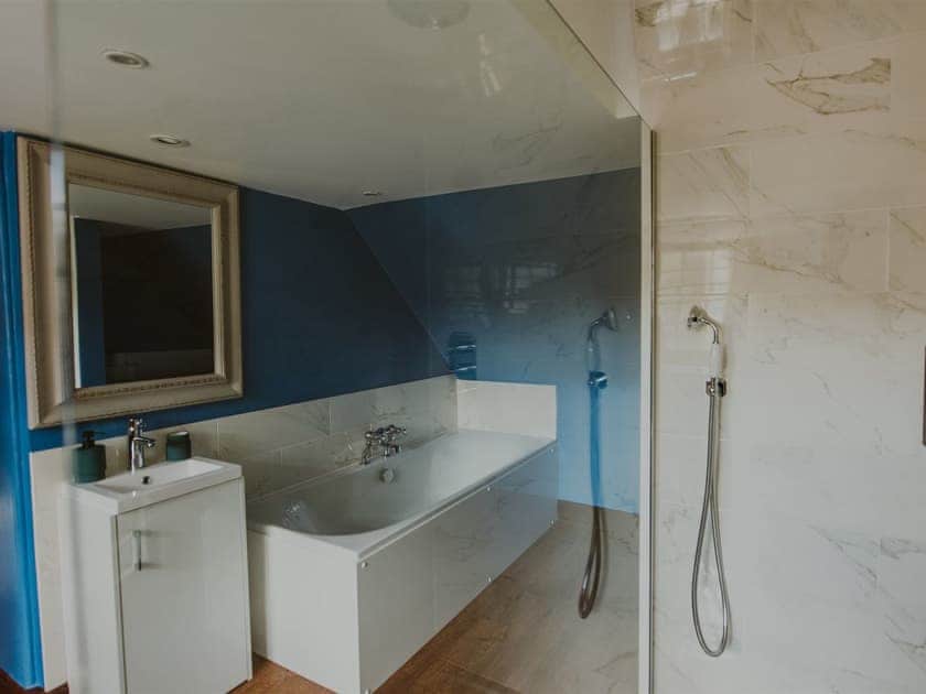 Bathroom | Coachman, Portpatrick, near Stranraer