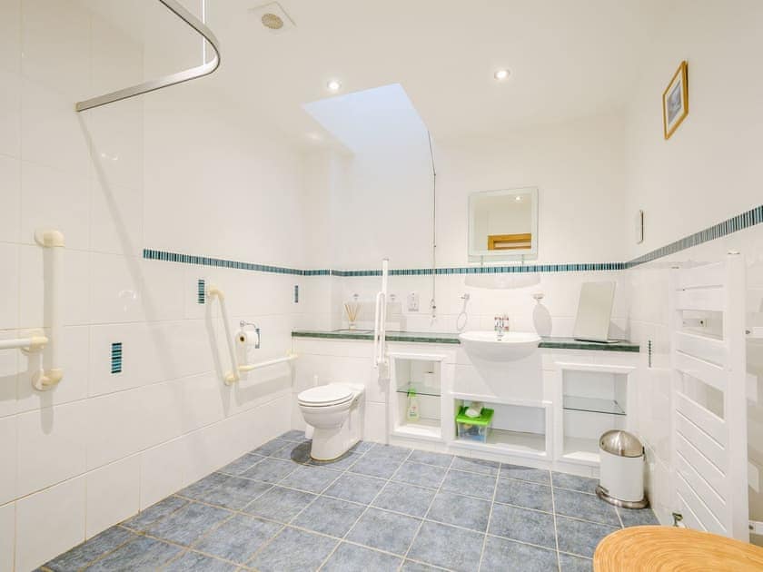 Wet room | Riof Ocean Cottage - Riof Cottages, Reef, Isle of Lewis