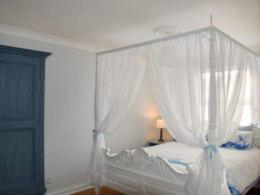 Relaxing double bedroom | Buzzards - Briarwood, Bothenhampton, near Bridport