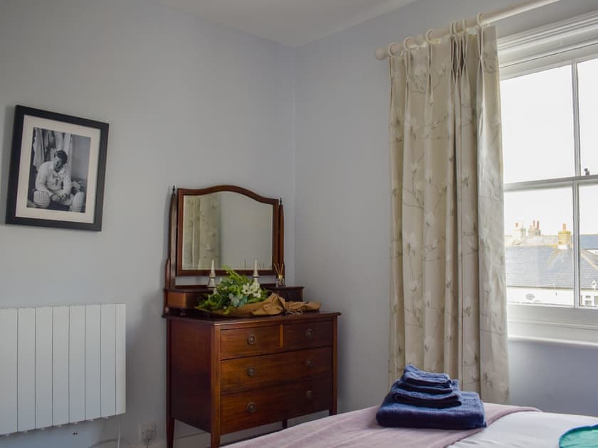 Double bedroom | Guillemots, Littlehampton