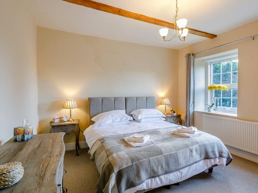 Double bedroom | Mill Farm Cottage - Mill Farm Cottages, Barlow near Bakewell