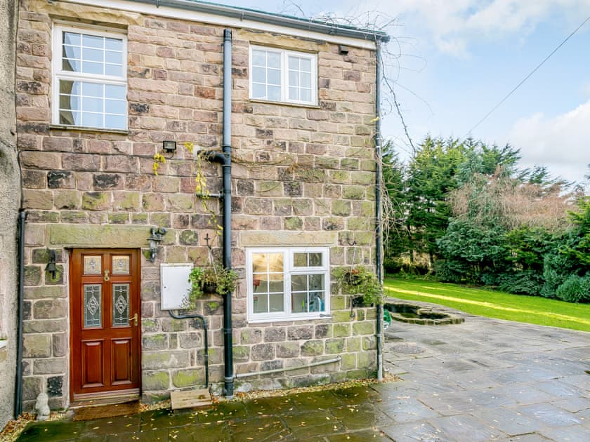 Exterior | Mill Farm Cottage - Mill Farm Cottages, Barlow near Bakewell