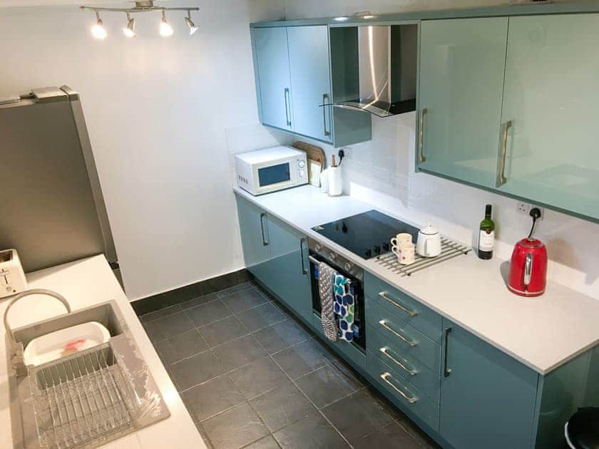 Fully-appointed fitted kitchen | Brookside, Langthwaite, near Reeth