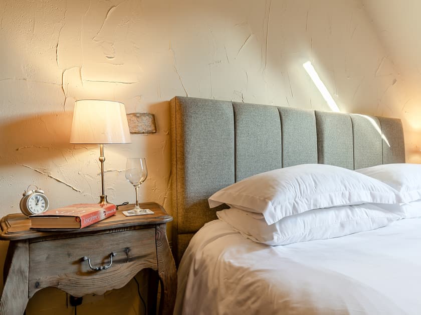 Double bedroom | Bluebell Cottage - Mill Farm Cottages, Barlow near Bakewell