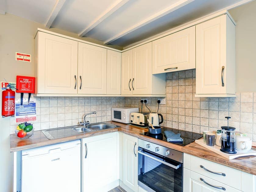 Open plan living space | Cherry Tree Cottage - Mill Farm Cottages, Barlow near Bakewell