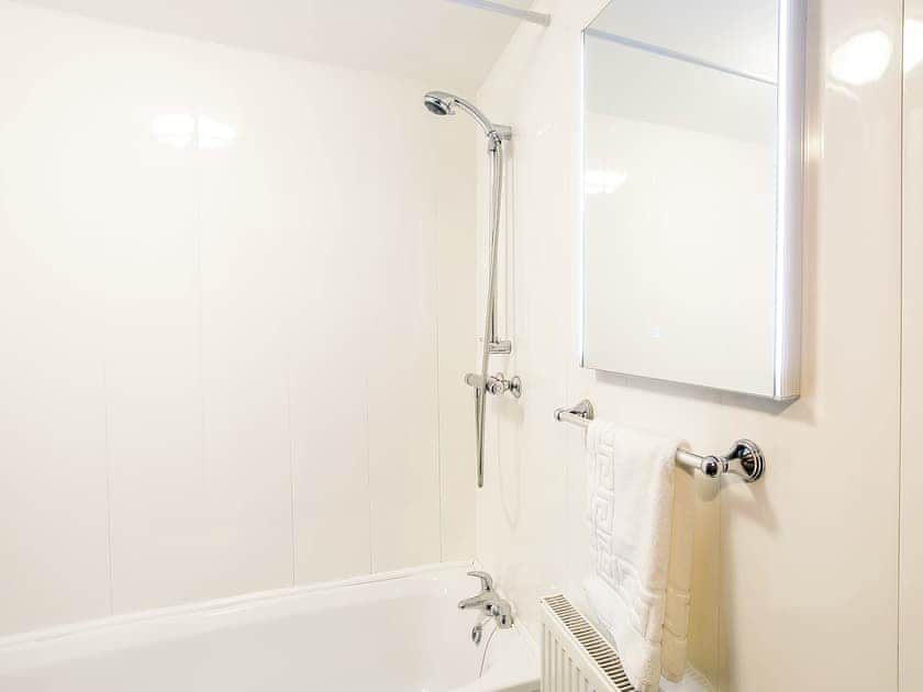 Bathroom | Cherry Tree Cottage - Mill Farm Cottages, Barlow near Bakewell