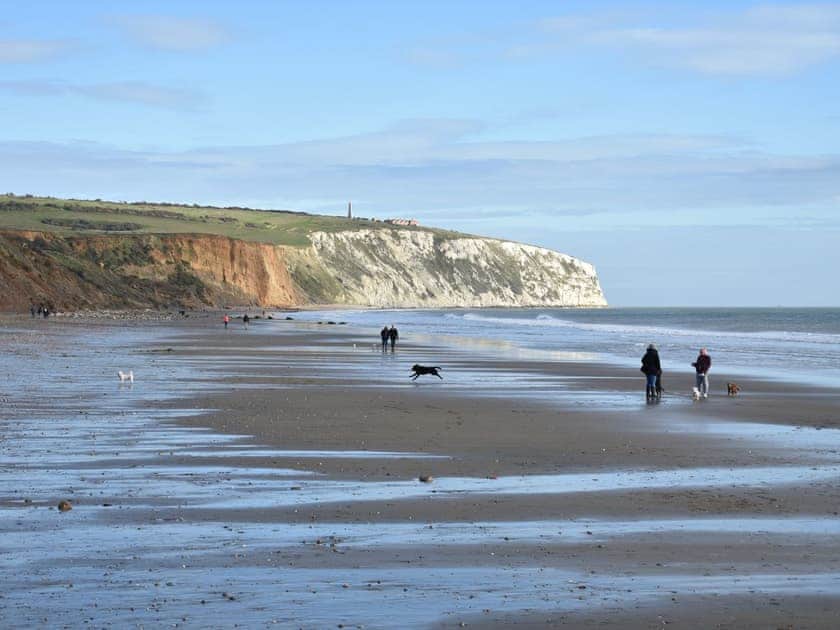 Yaverland Beach  | Fort Spinney Holiday Bungalows, Yaverland