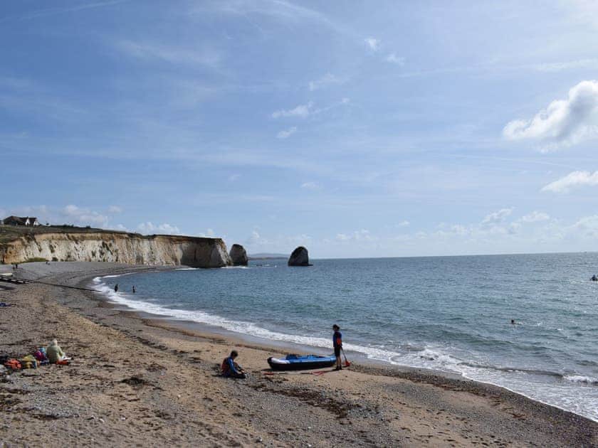 Freshwater Bay | Fort Spinney Holiday Bungalows, Yaverland