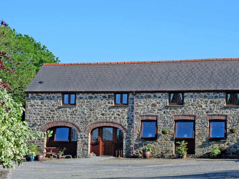 Exterior | The Corn Loft - Longlands Farm Cottages, Haverfordwest, near Narberth