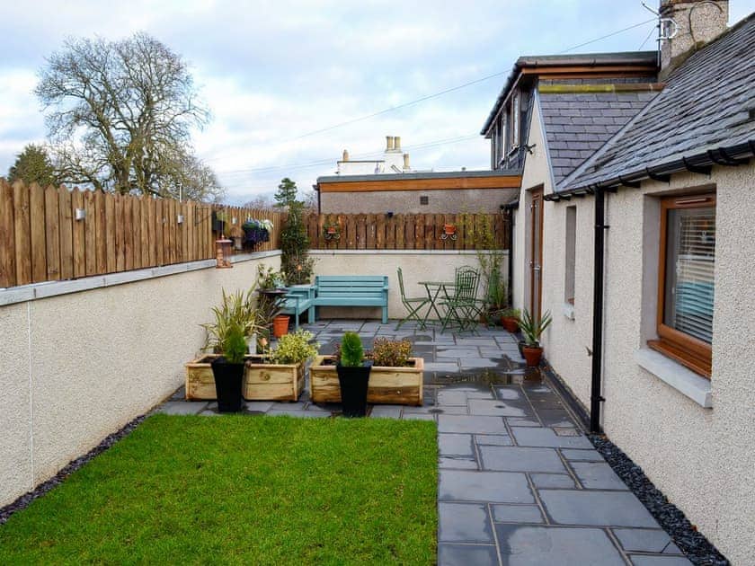 Garden | Howe Cottage, Laurencekirk, near Montrose