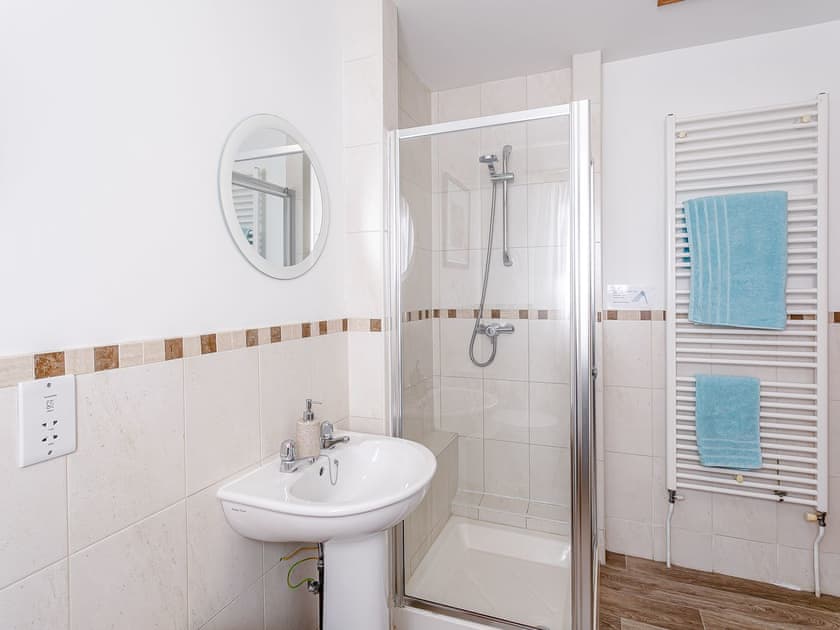 Bathroom | Brook House Farm Cottage, Scamblesby, near Louth