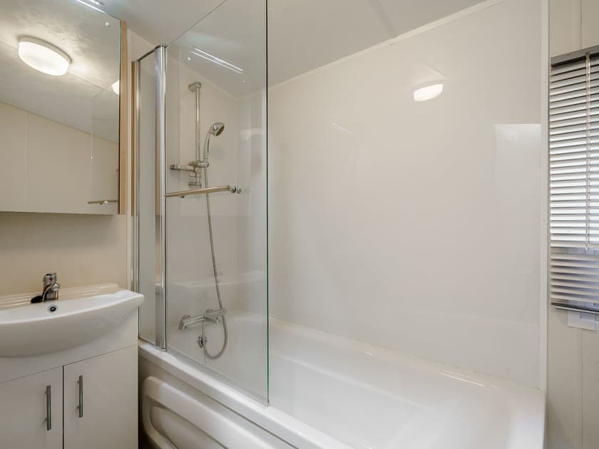 Bathroom | The Paddocks - Meeks Park, Dollar