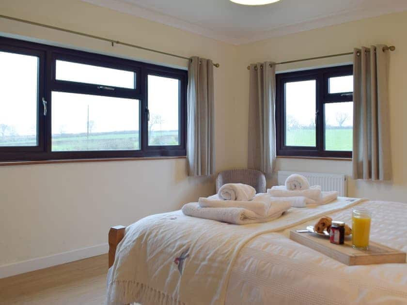 Double bedroom | Pengelli Cottage, Eglwyswrw, near Crymych