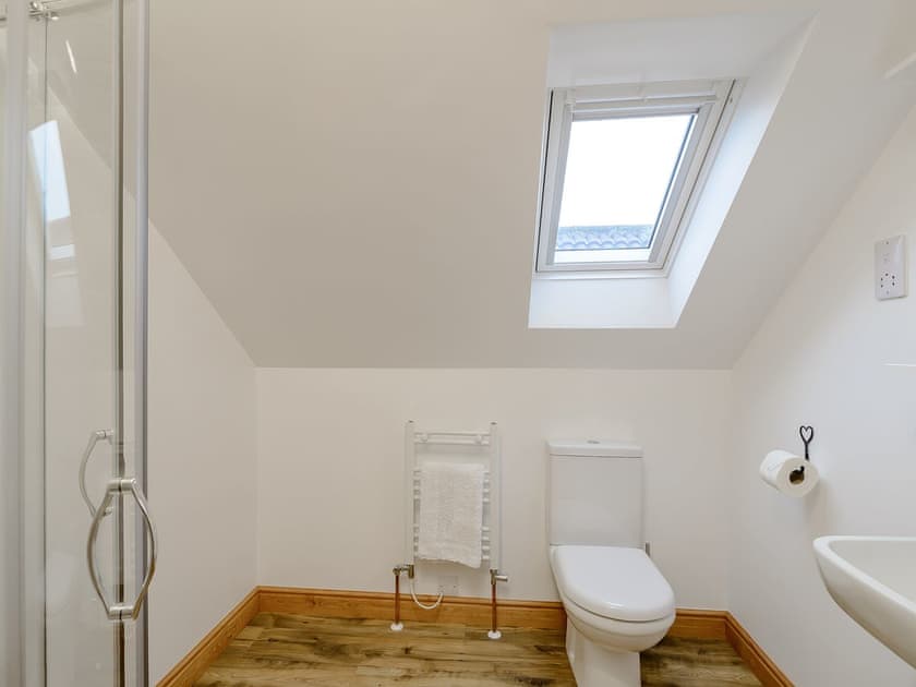 En-suite | Farriers Lodge, Brandesburton, near Driffield