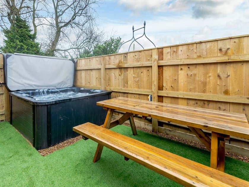 Outdoor area | Farriers Lodge, Brandesburton, near Driffield