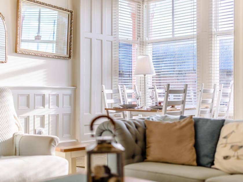 Light and airy living and dining room | Apartment 1, Aberdovey