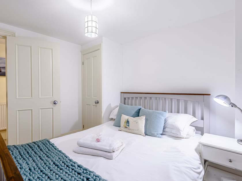 Peaceful double bedroom | Apartment 1, Aberdovey