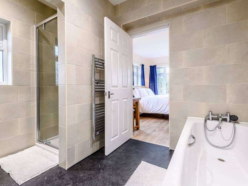 Family bathroom with bath and separate shower enclosure | White Oak Cottage, Hagworthingham, near Horncastle
