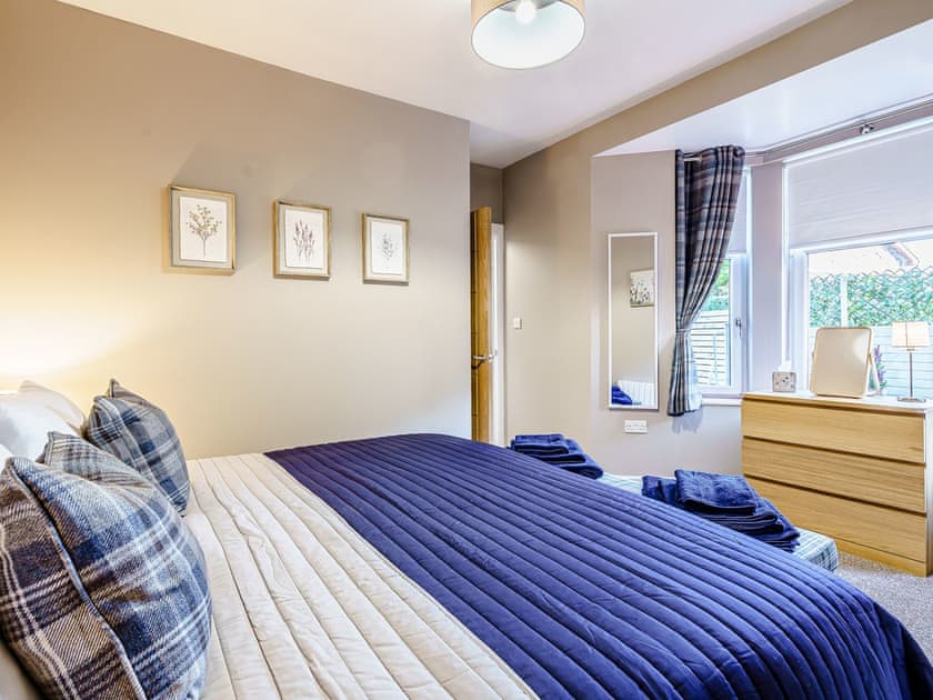 Double bedroom | Ivy Cottage, Dunoon