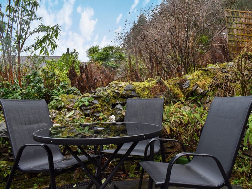 Sitting-out-area | 4 Banc Llugwy - Banc Llugwy Cottages, Betws-y-Coed