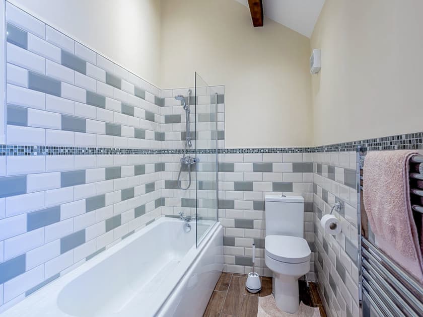 Bathroom | Woodland’s Clough - Windleden Farm Cottages, Don View, near Dunford Bridge