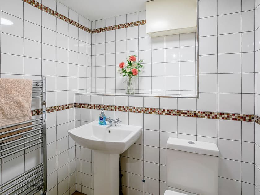 Bathroom | Woodland’s Clough - Windleden Farm Cottages, Don View, near Dunford Bridge