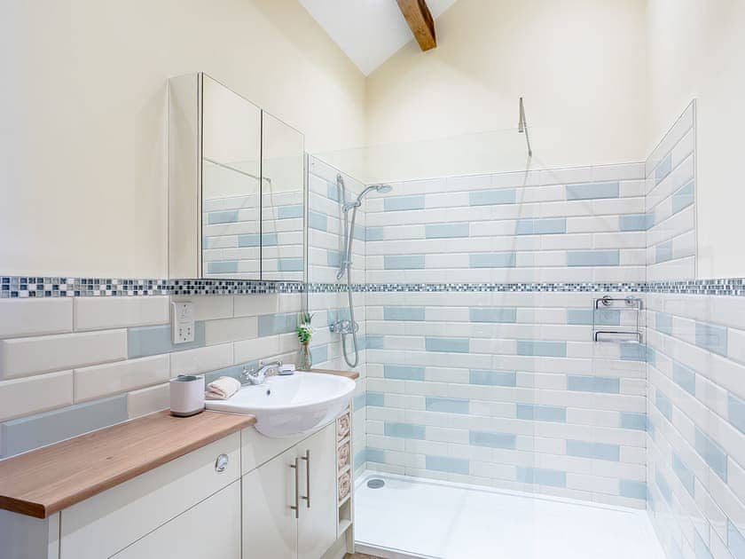 Shower room | Shepherds Nook - Windleden Farm Cottages, Don View, near Dunford Bridge