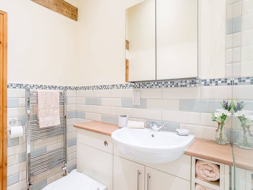 Shower room | Shepherds Nook - Windleden Farm Cottages, Don View, near Dunford Bridge