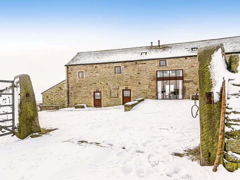 Exterior | Waters Edge - Windleden Farm Cottages, Don View, near Dunford Bridge