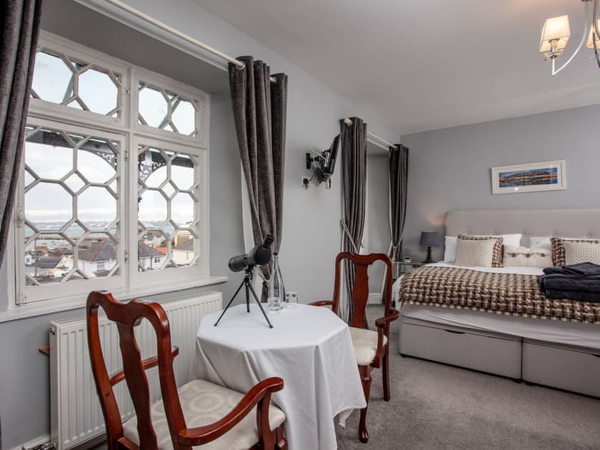 Master bedroom | Ranscombe House, Brixham