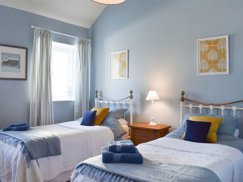 Twin bedroom | Calf House Cottage, Sedgefield