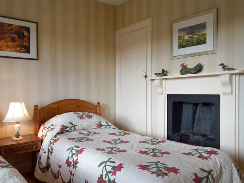 Twin bedroom | Collingwood, Marloes, near Haverfordwest