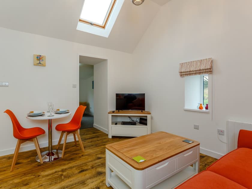 Open plan living space | Cobbler’s Cottage, Glendale