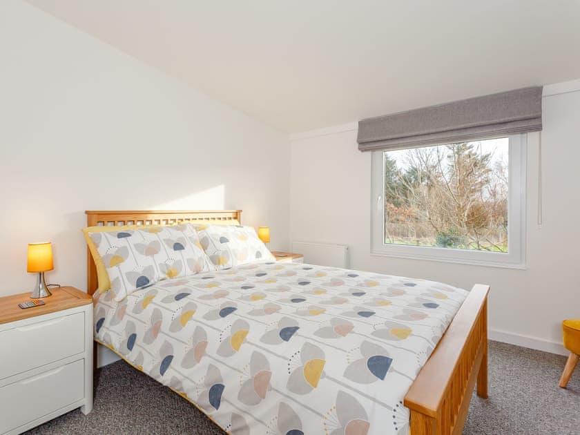 Double bedroom | Cobbler’s Cottage, Glendale