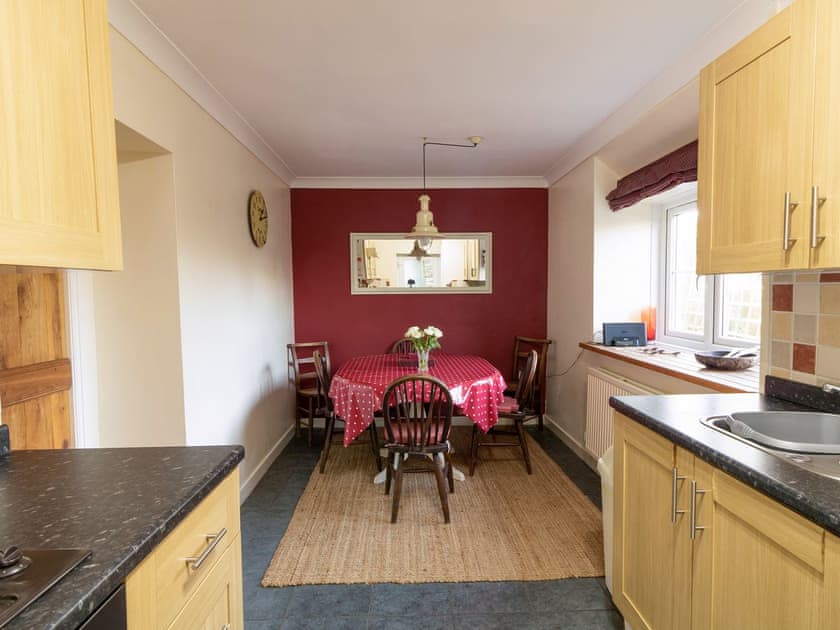 Kitchen/diner | Little Roost, Mathry