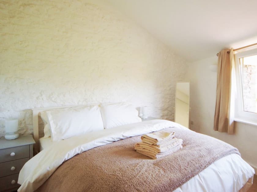 Double bedroom | Dandelion Cottage - Blagdon House Country Cottages, Blagdon, near Paignton