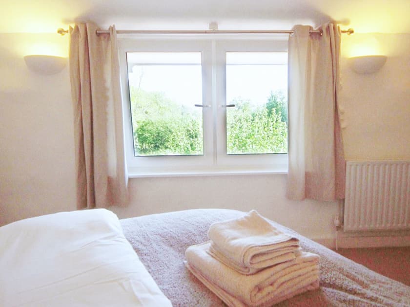 Double bedroom | Dandelion Cottage - Blagdon House Country Cottages, Blagdon, near Paignton