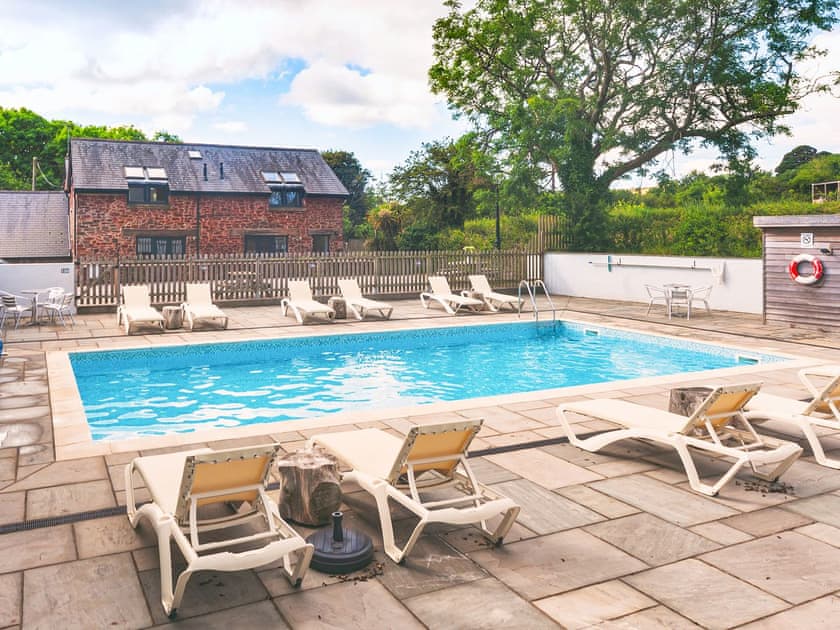 Swimming pool | Oak Cottage - Blagdon House Country Cottages, Blagdon, near Paignton