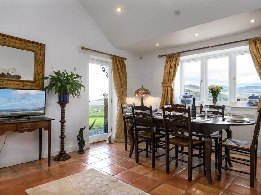 Dining room | Treetops, Arthog, near Dolgellau