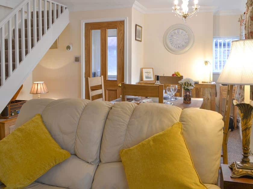 Living room/dining room | Benny’s Cottage, North Cave