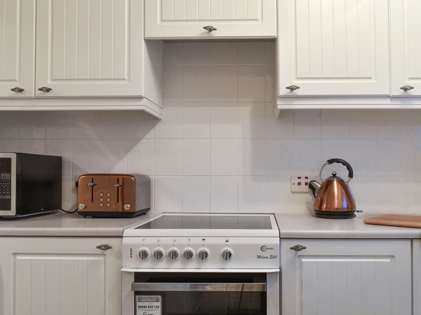 Kitchen | Sea Views Three - 38 - Sea View Cottages, Knipe Point, near Cayton