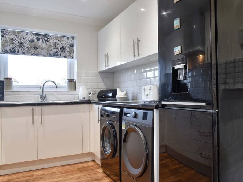 Kitchen | Sea View Cottages- North Sea Views - Sea View Cottages, Knipe Point, near Cayton